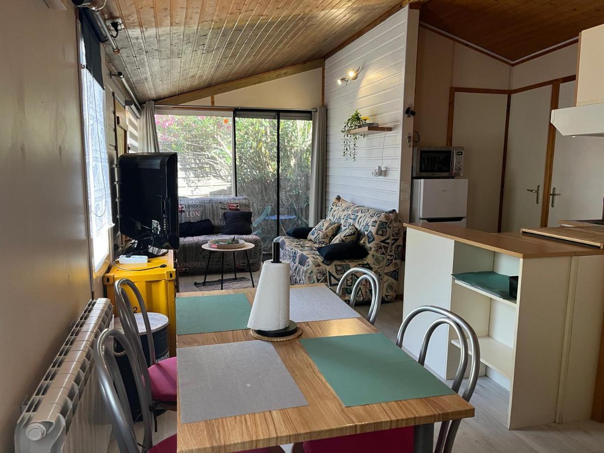 Chalet Agreable En Bord En De Mer. Le Port-des-Barques Exteriér fotografie