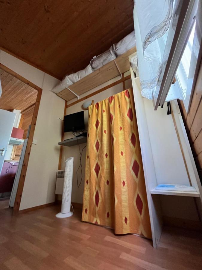 Chalet Agreable En Bord En De Mer. Le Port-des-Barques Exteriér fotografie